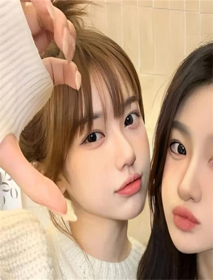 演员访谈：《新男欢女爱》音乐配乐解析不容错过的：音效设计与主题曲创作分析